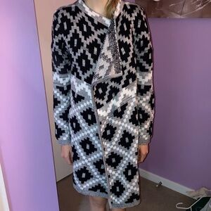 Guilty Knot Wear black grey pattern knit cardigan/sweater. Size large.